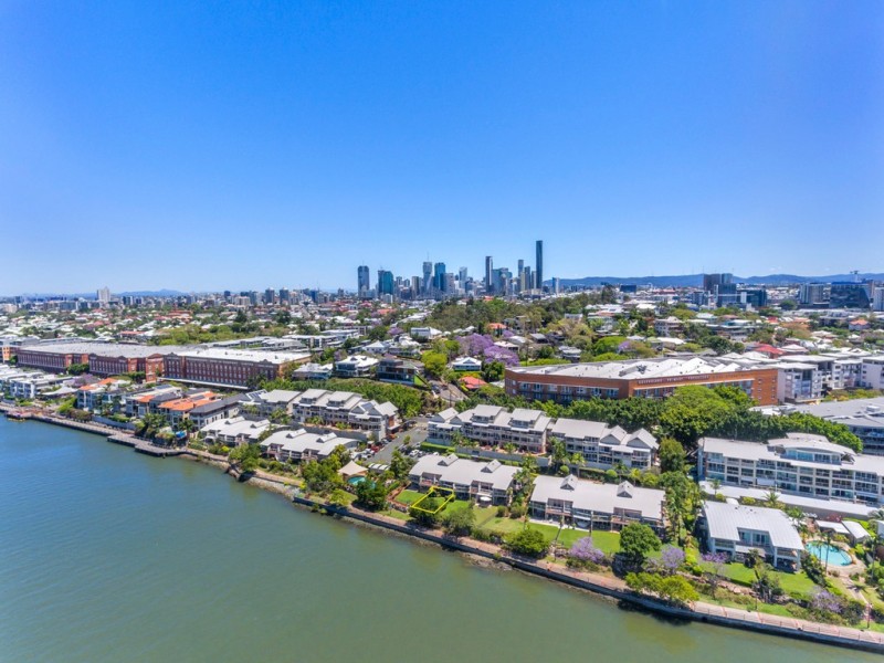 79/135 Macquarie Street, Teneriffe QLD 4005