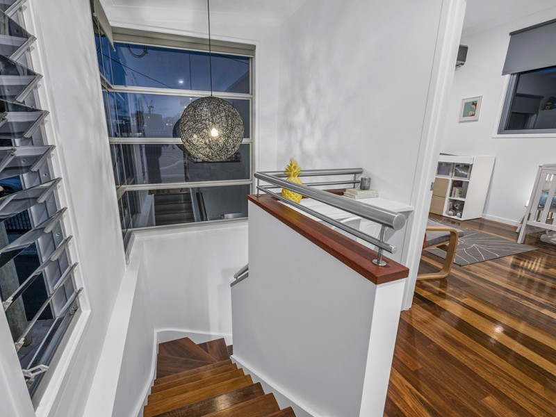 32 Small Street, Teneriffe QLD 4005