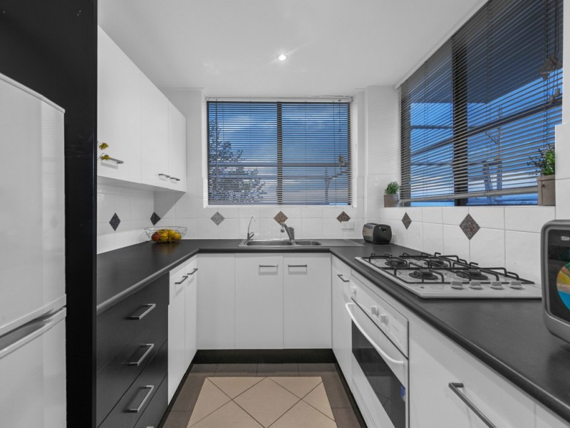 15/304 Harcourt Street, Teneriffe QLD 4005