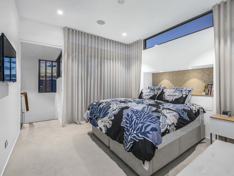 32 Queens Road, Hamilton QLD 4007