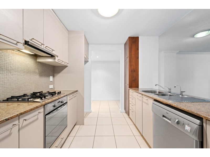 3210/141 Campbell Street, Bowen Hills QLD 4006