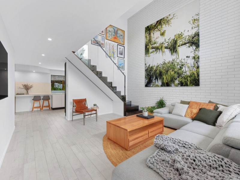 2/105 Philip Street, Hawthorne QLD 4171