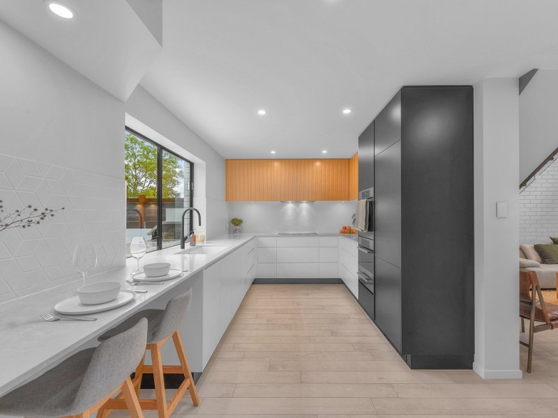 2/105 Philip Street, Hawthorne QLD 4171