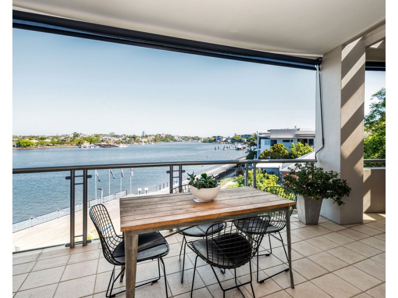 4/75 Macquarie Street, Teneriffe QLD 4005