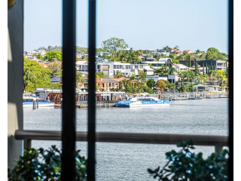 4/75 Macquarie Street, Teneriffe QLD 4005