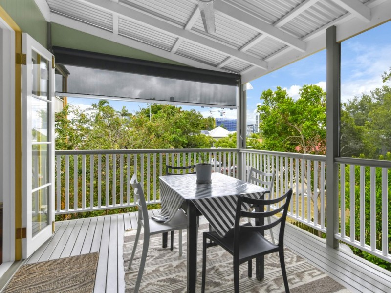 210 Arthur Street, Teneriffe QLD 4005