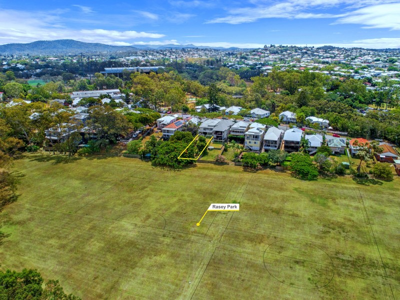 57 Gould Road, Herston QLD 4006