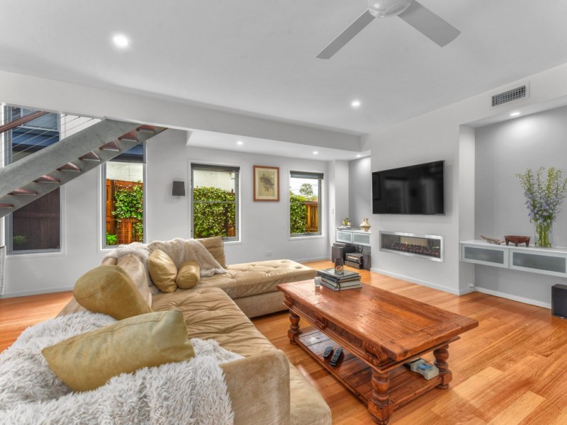 53 Lancaster Street, Coorparoo QLD 4151