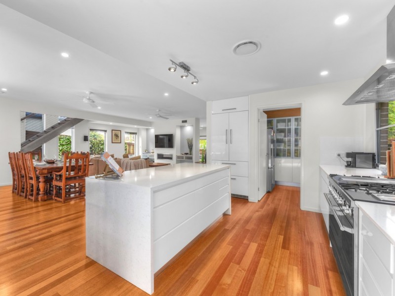 53 Lancaster Street, Coorparoo QLD 4151
