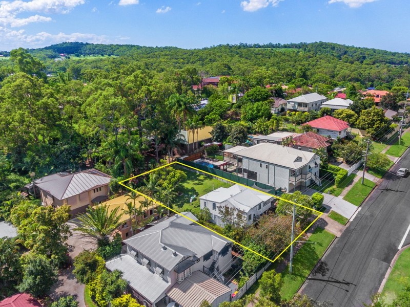 270 Oates Avenue, Holland Park QLD 4121