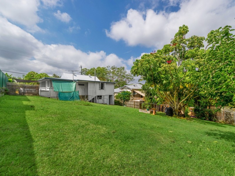 270 Oates Avenue, Holland Park QLD 4121