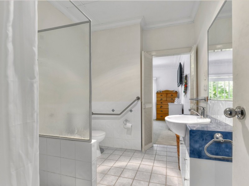 28 Dante Drive, Seven Hills QLD 4170