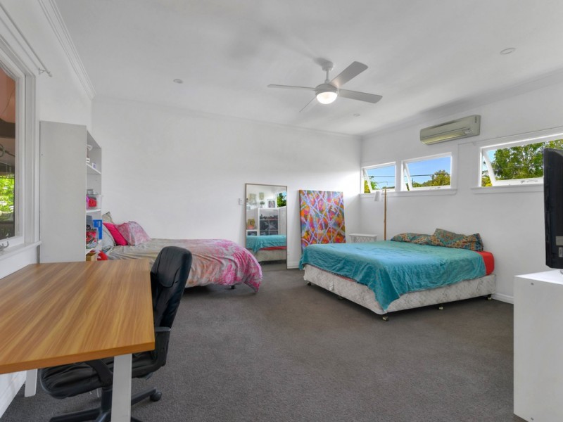 28 Dante Drive, Seven Hills QLD 4170