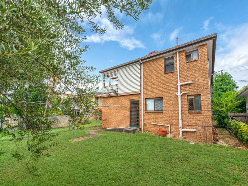 22 Drane Street, Clayfield QLD 4011