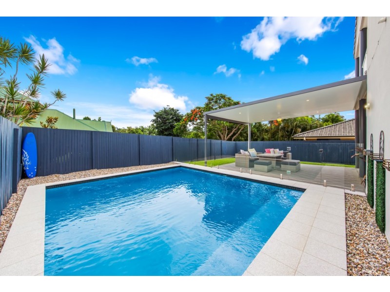 76 Kintyre Street, Brookfield QLD 4069