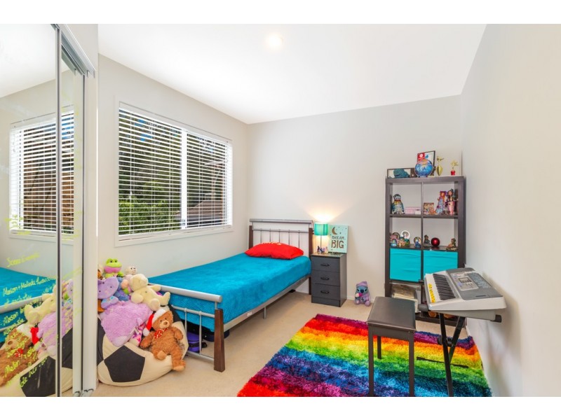 76 Kintyre Street, Brookfield QLD 4069