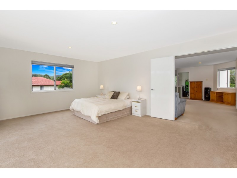 76 Kintyre Street, Brookfield QLD 4069