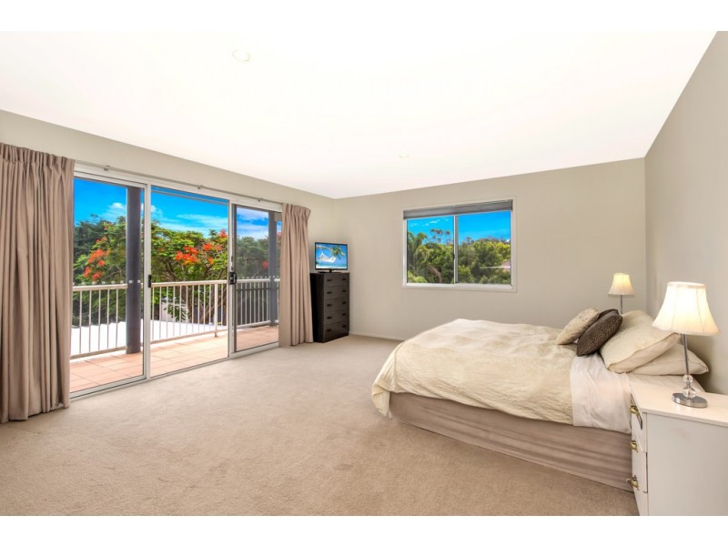 76 Kintyre Street, Brookfield QLD 4069