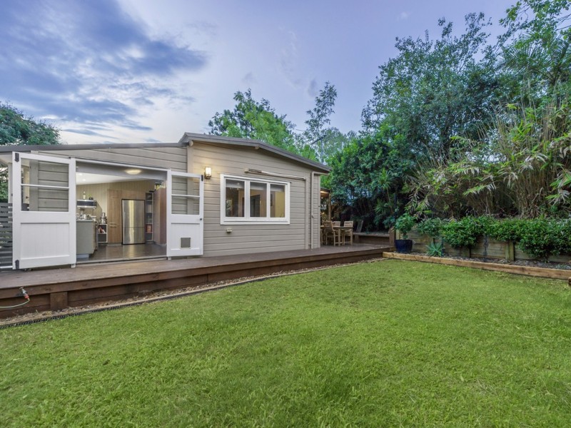 24 Rouen Road, Bardon QLD 4065
