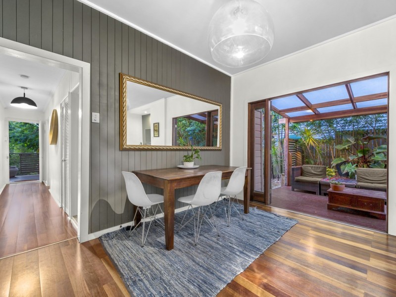 24 Rouen Road, Bardon QLD 4065