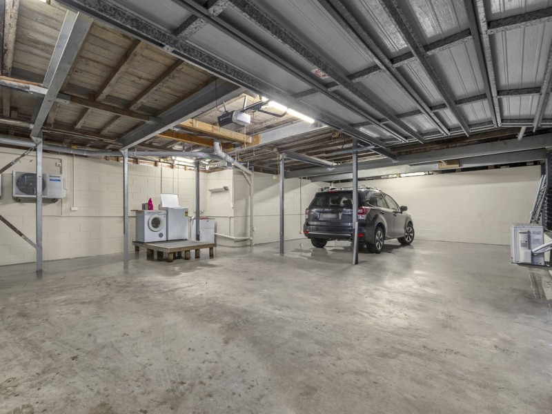 24 Rouen Road, Bardon QLD 4065