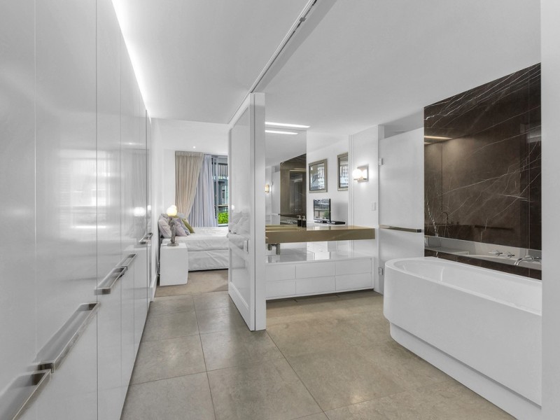 942/1 Newstead Terrace, Newstead QLD 4006