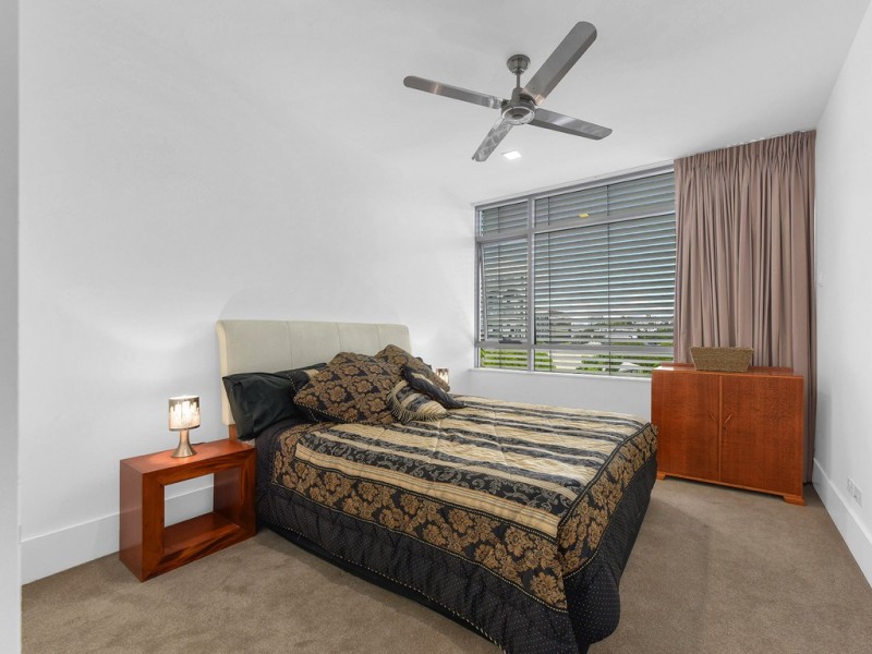 942/1 Newstead Terrace, Newstead QLD 4006