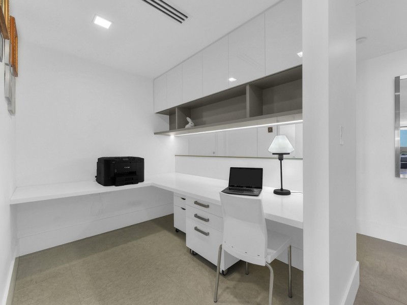 942/1 Newstead Terrace, Newstead QLD 4006