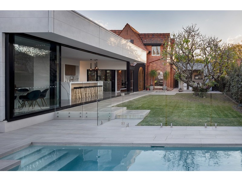 39 Liverpool Road, Clayfield QLD 4011