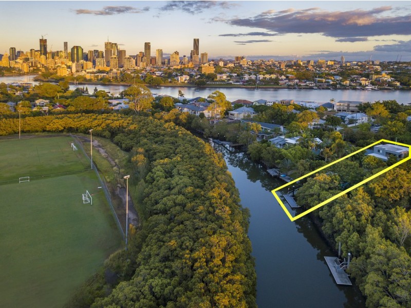 33 Bodalla Street, Norman Park QLD 4170