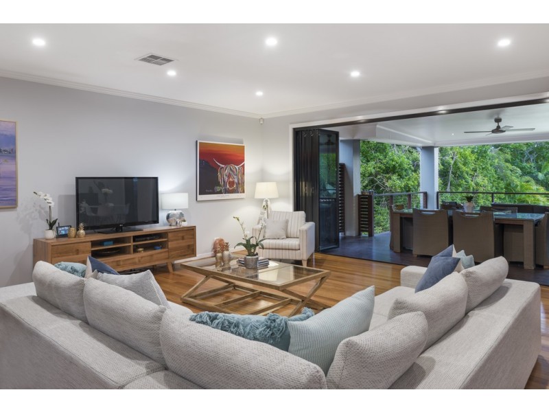 33 Bodalla Street, Norman Park QLD 4170