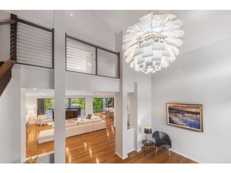 33 Bodalla Street, Norman Park QLD 4170