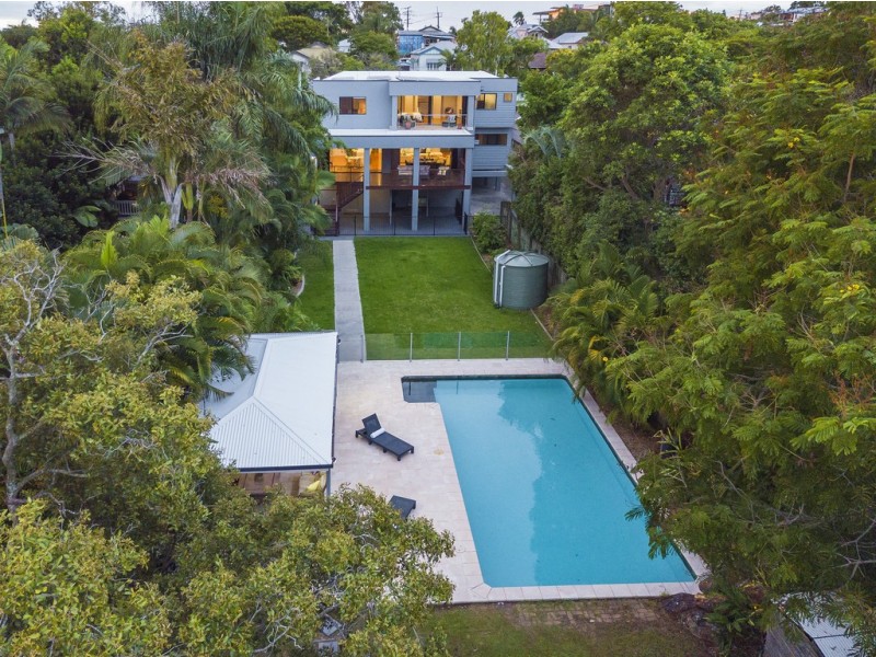 33 Bodalla Street, Norman Park QLD 4170