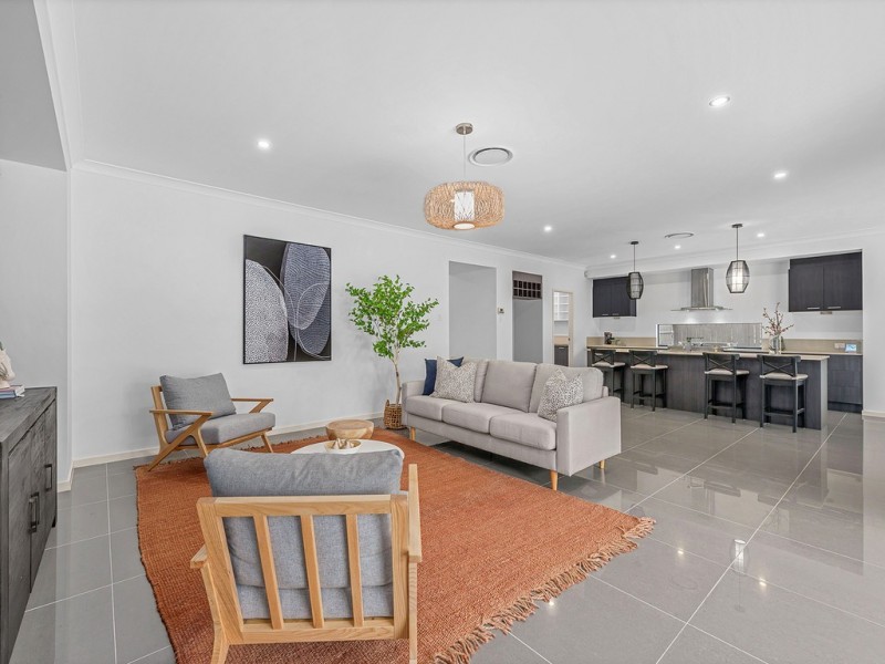 80 Porteus Drive, Seven Hills QLD 4170