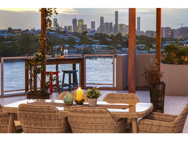 37 Harbour Road, Hamilton QLD 4007