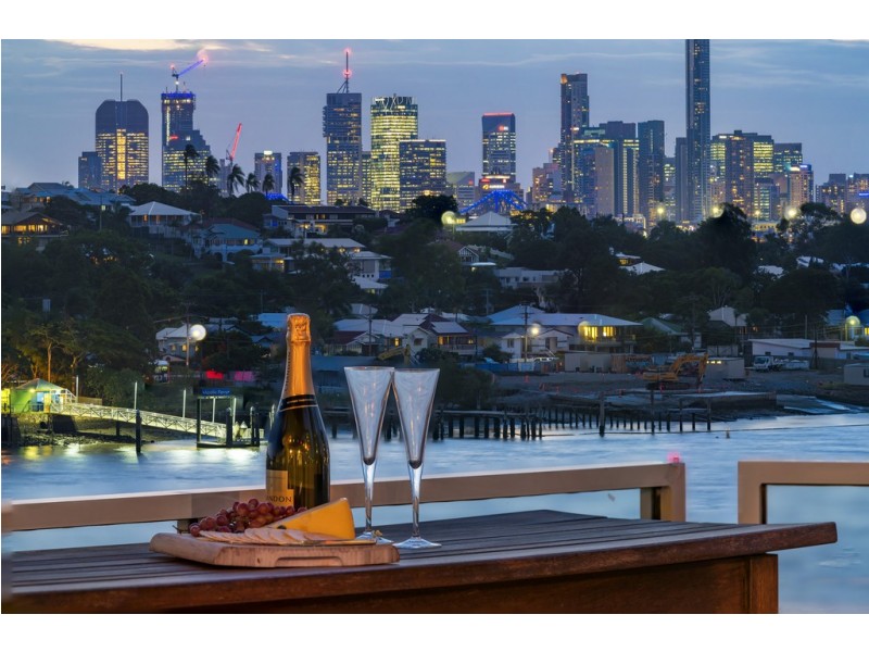 37 Harbour Road, Hamilton QLD 4007