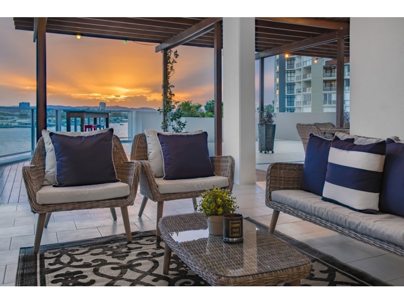 37 Harbour Road, Hamilton QLD 4007