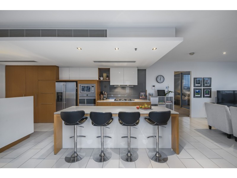 37 Harbour Road, Hamilton QLD 4007