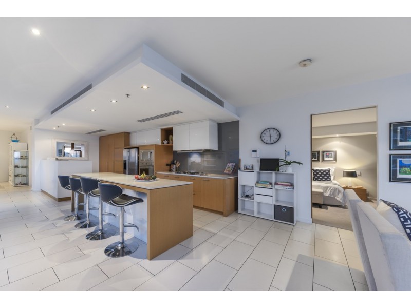 37 Harbour Road, Hamilton QLD 4007