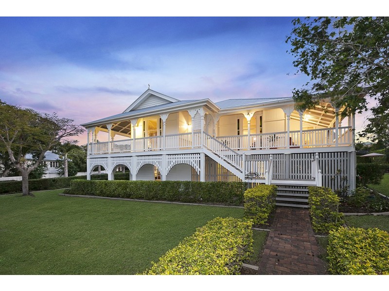 35 Bayview Terrace, Clayfield QLD 4011