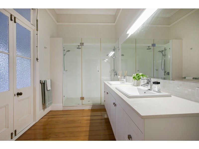 35 Bayview Terrace, Clayfield QLD 4011
