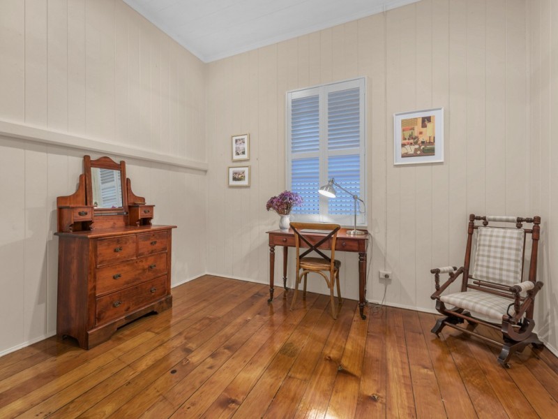 10 Bowler Street, Paddington QLD 4064