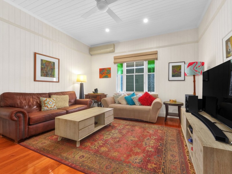 7 Brook Street, Kalinga QLD 4030