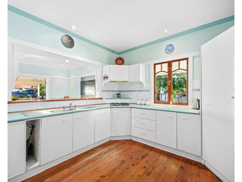 94 Taylor Street, Wavell Heights QLD 4012
