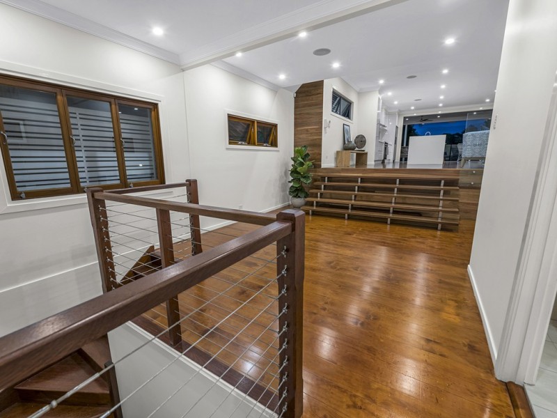 33 Agnes Street, Auchenflower QLD 4066