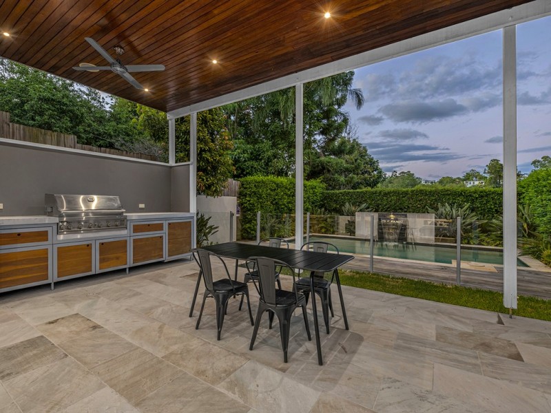 33 Agnes Street, Auchenflower QLD 4066