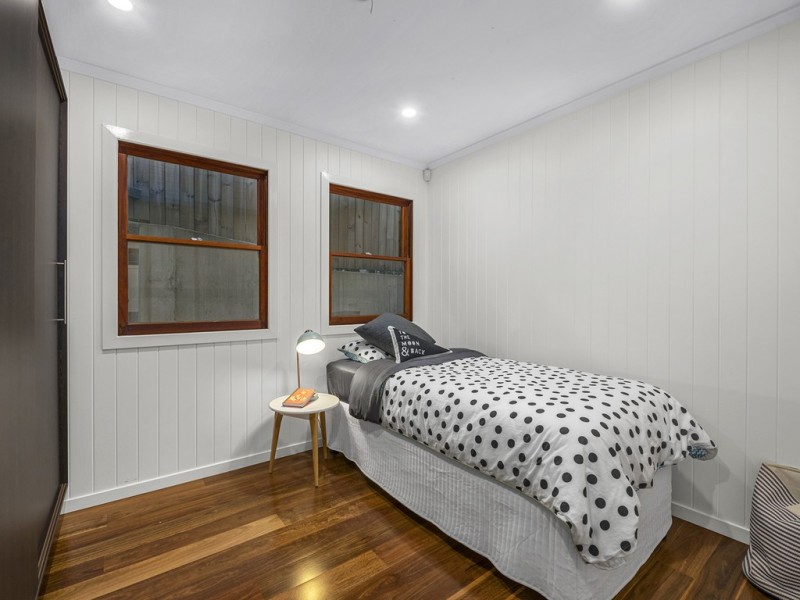 33 Agnes Street, Auchenflower QLD 4066