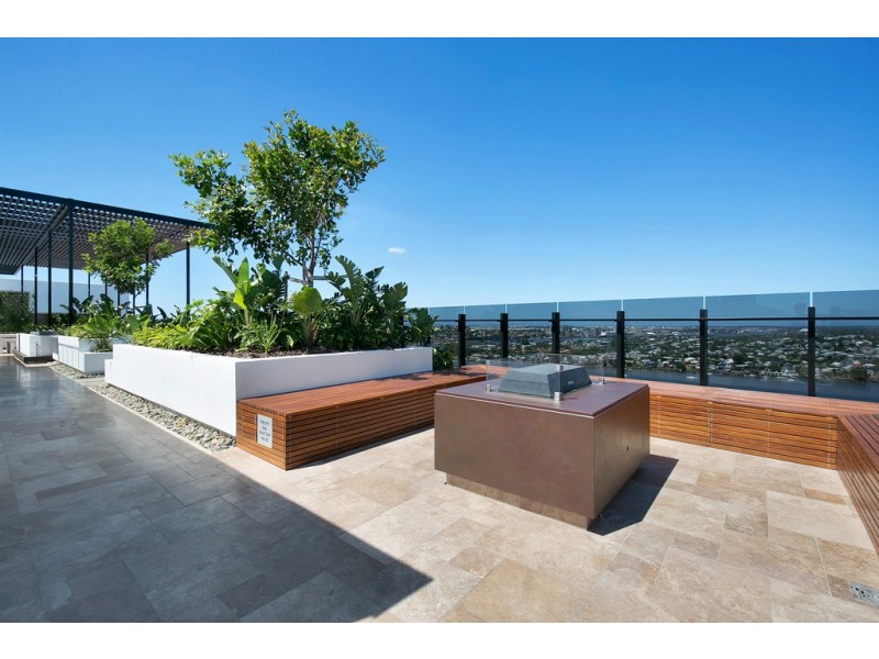 105/12 Cunningham Street, Newstead QLD 4006