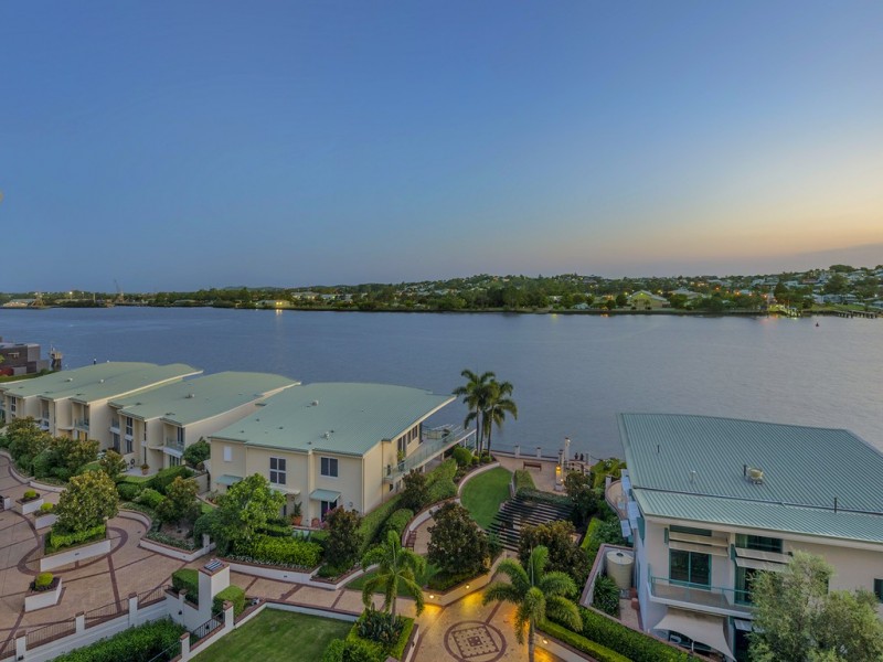 27/23 Harbour Road, Hamilton QLD 4007