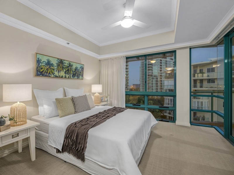 27/23 Harbour Road, Hamilton QLD 4007